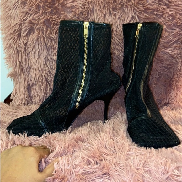 Square toe mesh booties - Picture 1 of 8
